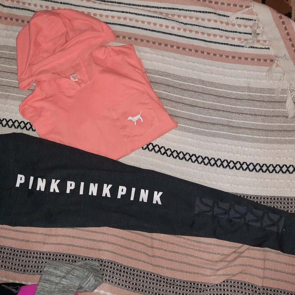 VS PINK outfit